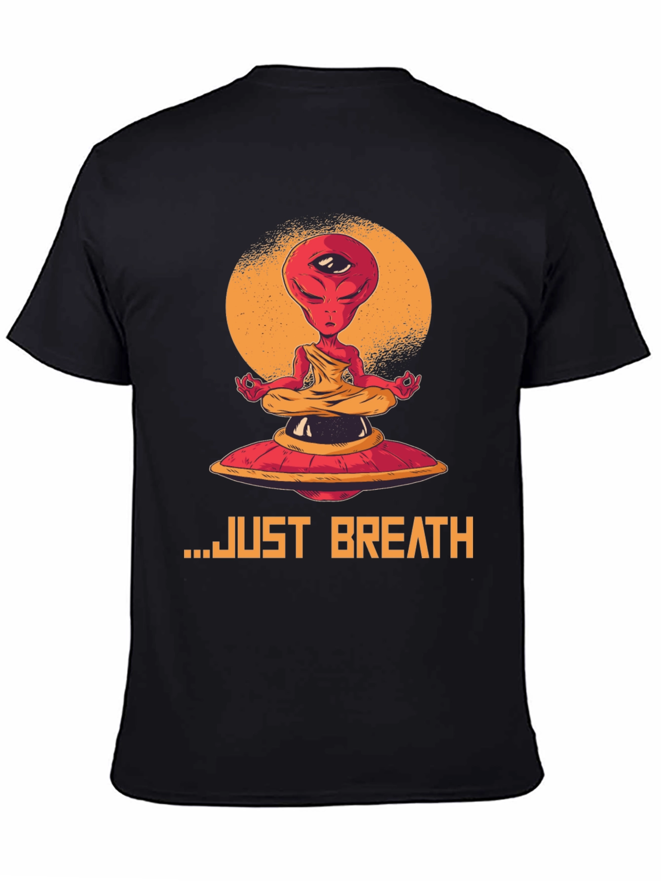 Camiseta Hombre Alien meditando - Just Breathe
