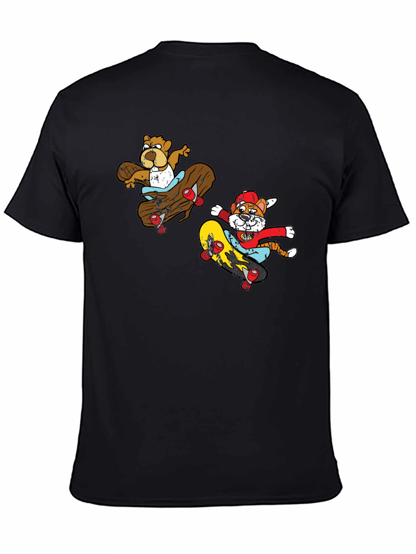 Camiseta Negra con Estampado de Personajes en Skate