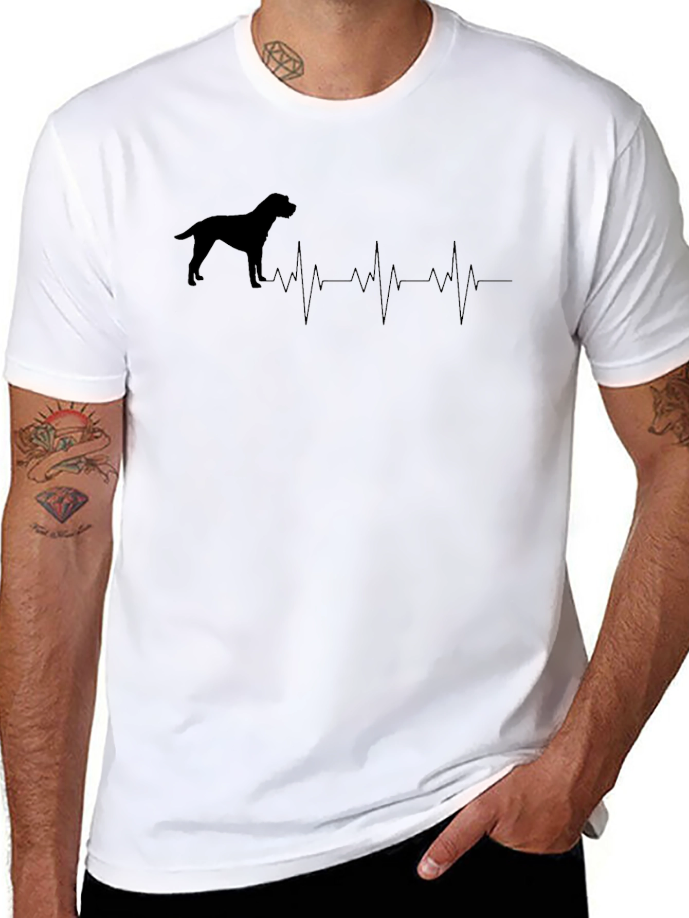 Camiseta Negra con Diseño de Latido Canino