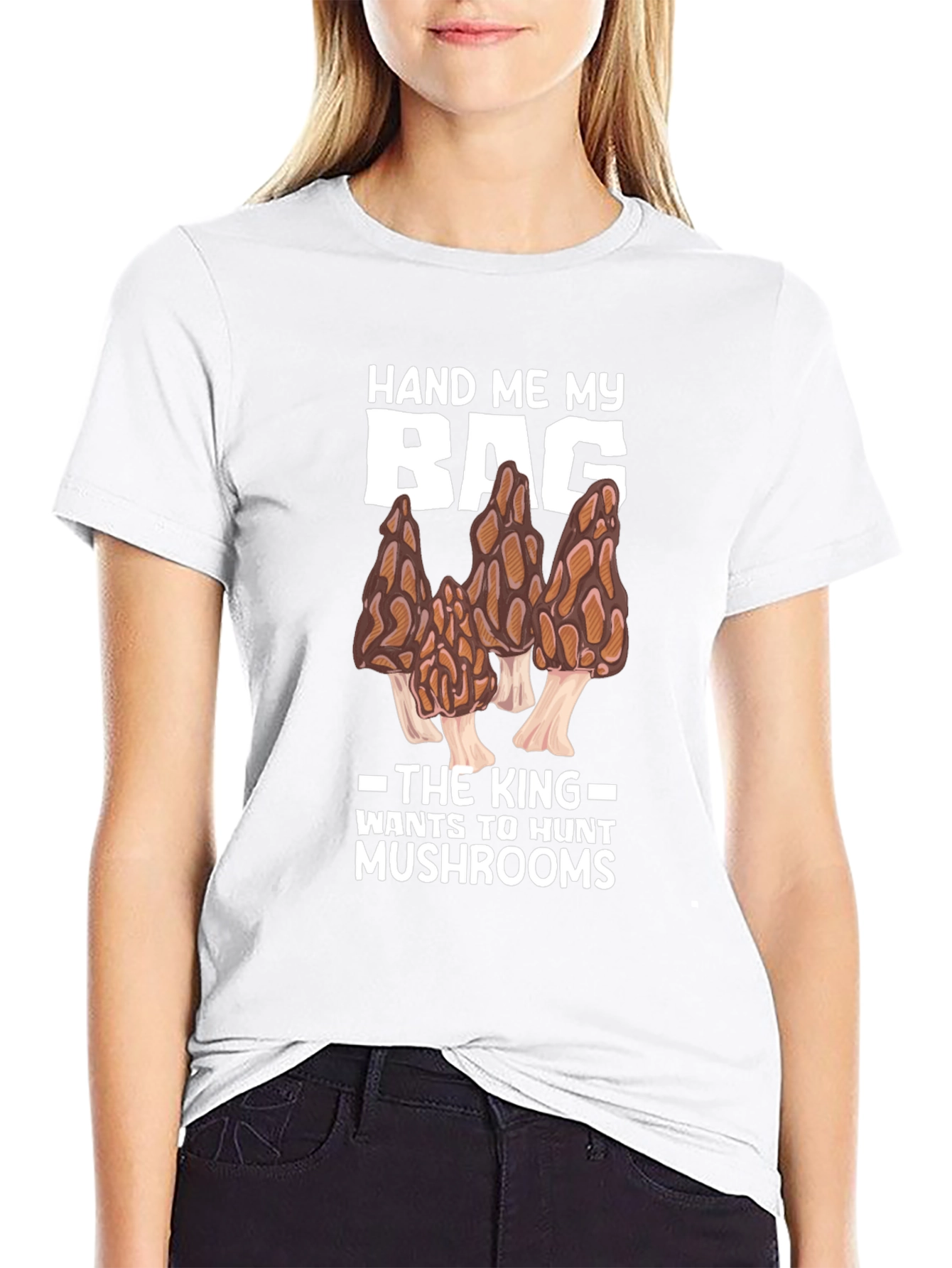 Camiseta Negra: El Rey Caza Setas