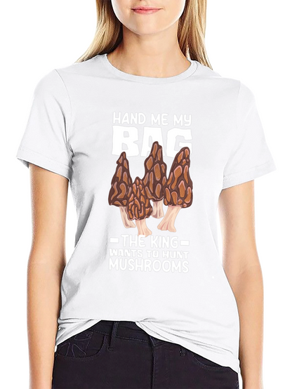 Camiseta Negra: El Rey Caza Setas