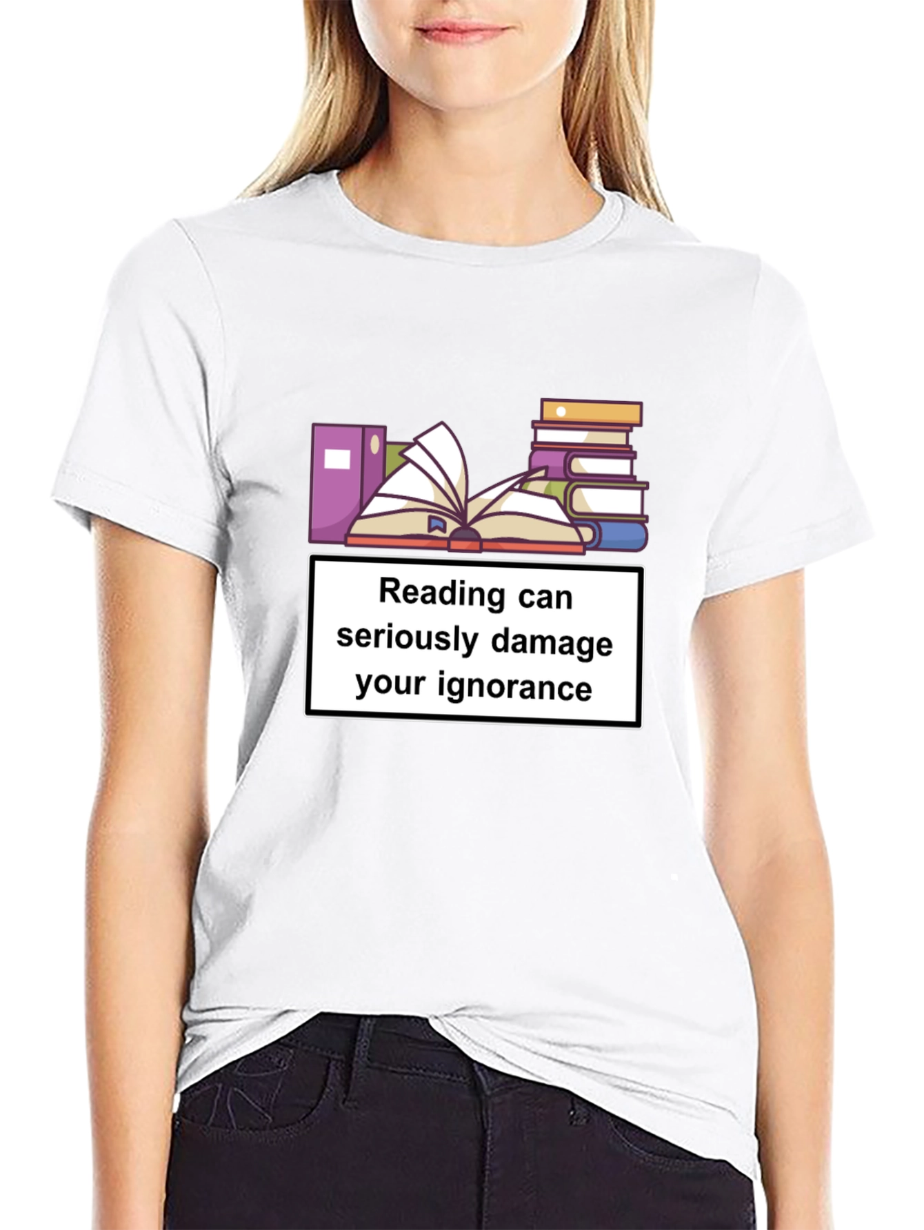 Camiseta Negra: Leer Daña la Ignorancia