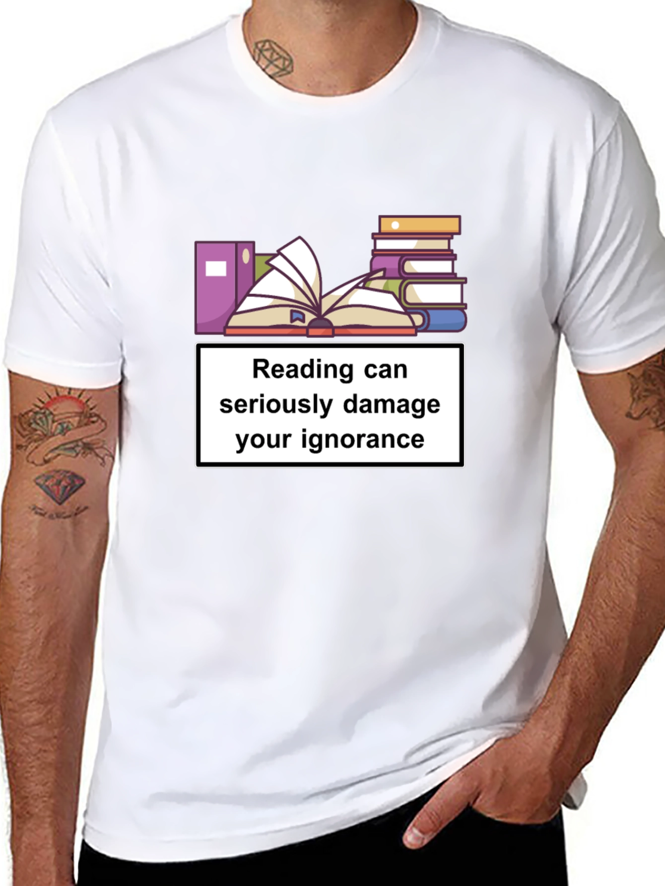 Camiseta Negra: Leer Daña la Ignorancia