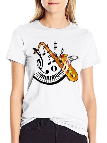 Camiseta Negra con Diseño de Saxofón y Teclado