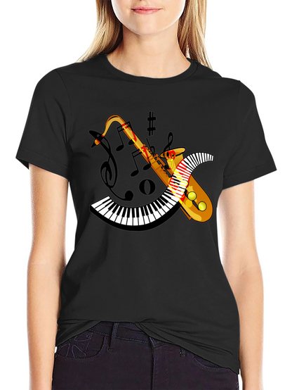 Camiseta Negra con Diseño de Saxofón y Teclado