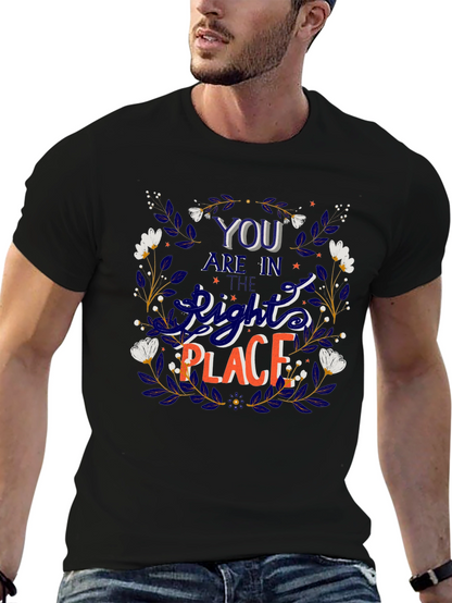 Camiseta Negra con Diseño Floral y Frase Motivacional