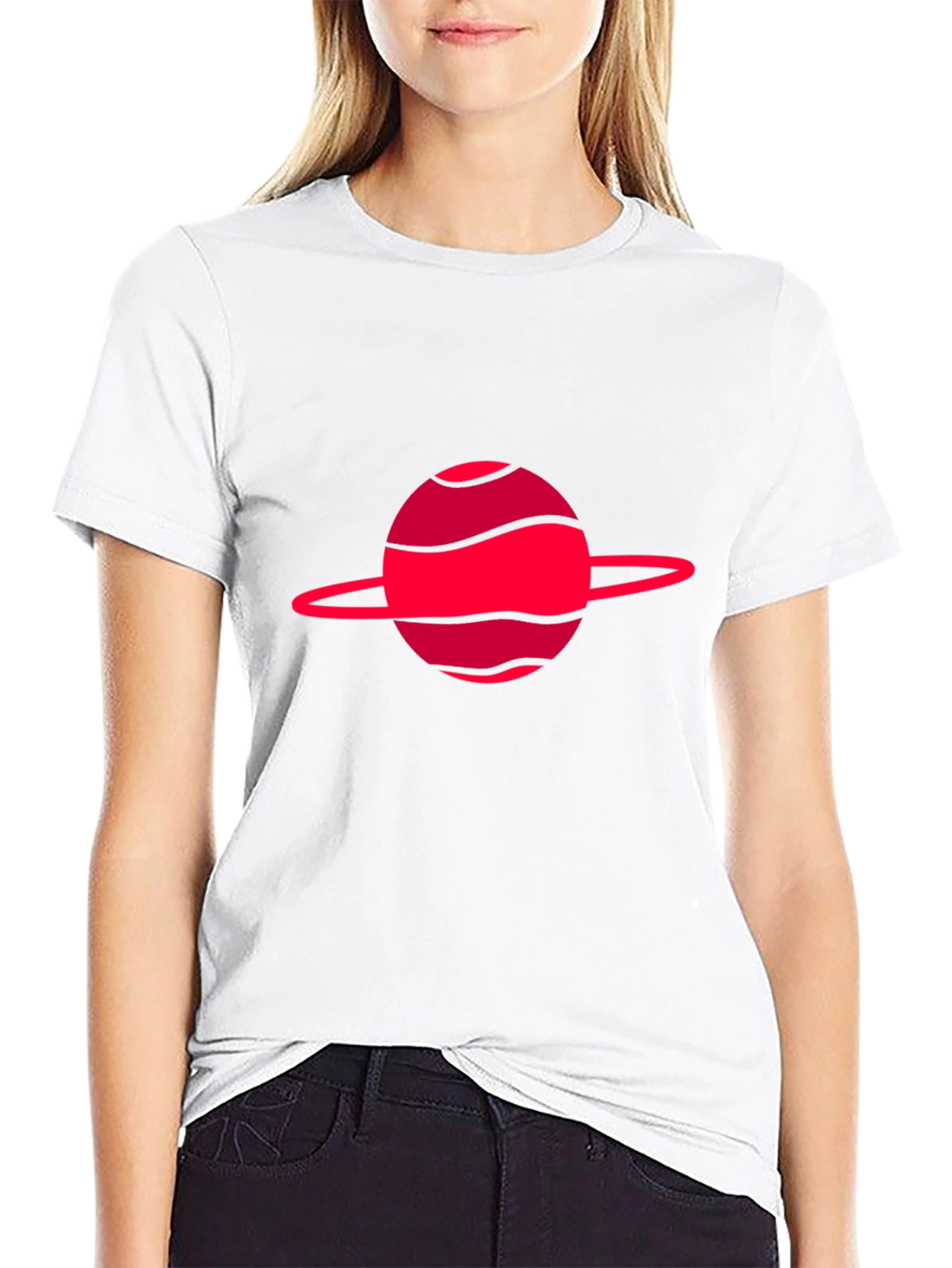 Camiseta negra con diseño de planeta rojo