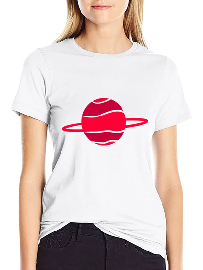 Camiseta negra con diseño de planeta rojo