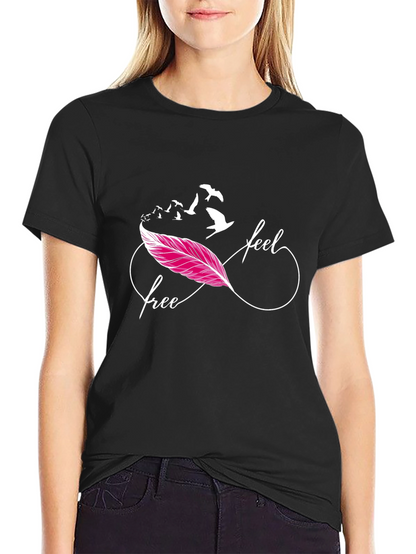 Camiseta Negra Feel Free con Pluma y Pájaros