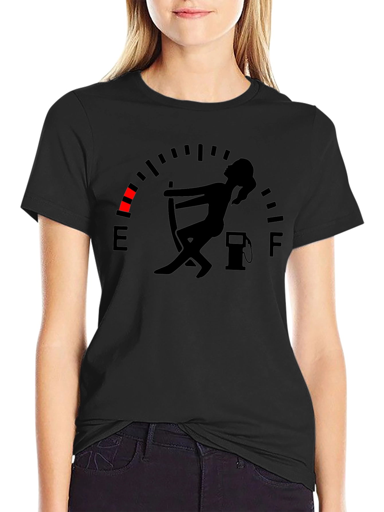 Camiseta Negra Gráfica Indicador de Gasolina Divertida