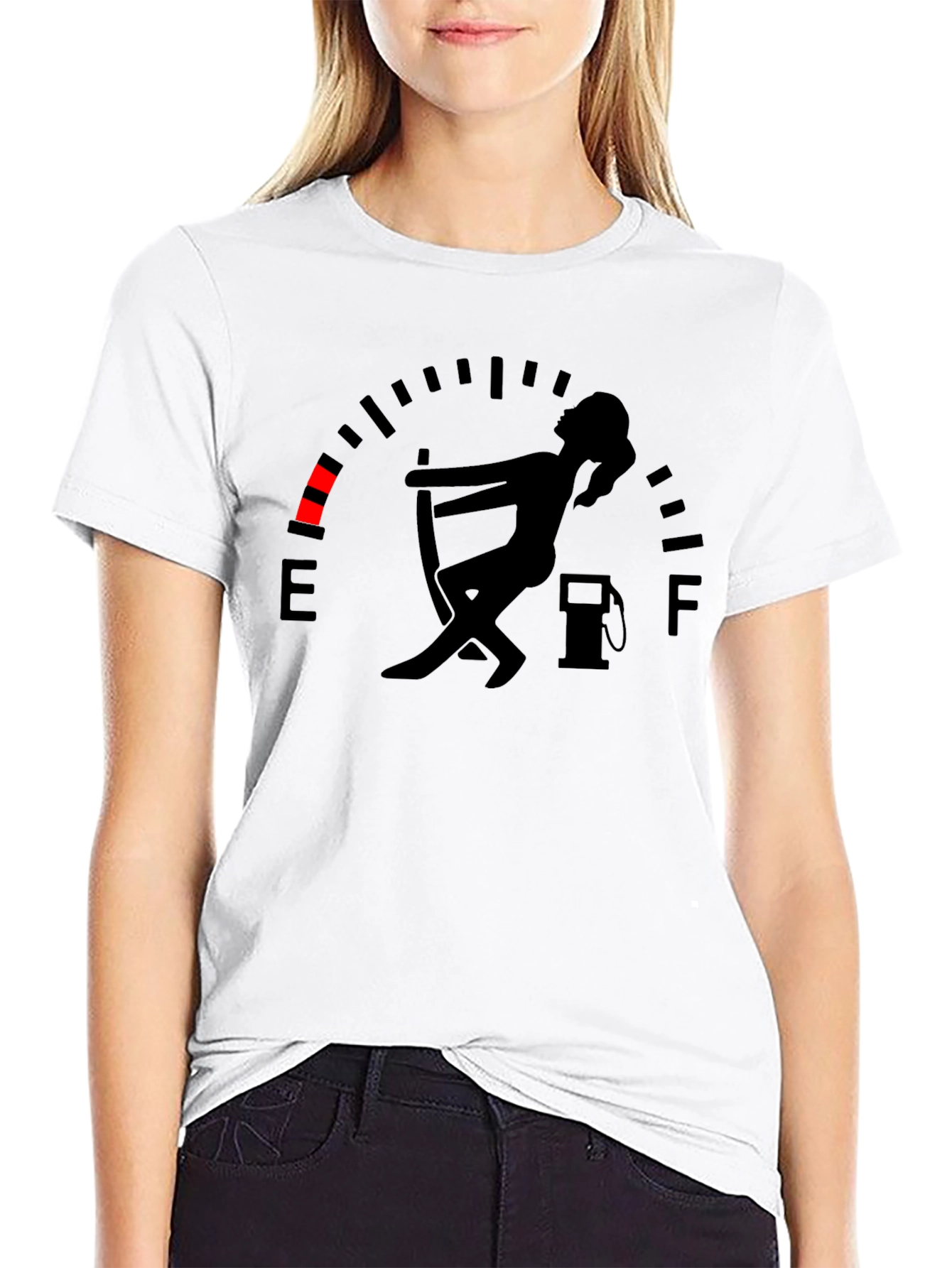 Camiseta Negra Gráfica Indicador de Gasolina Divertida