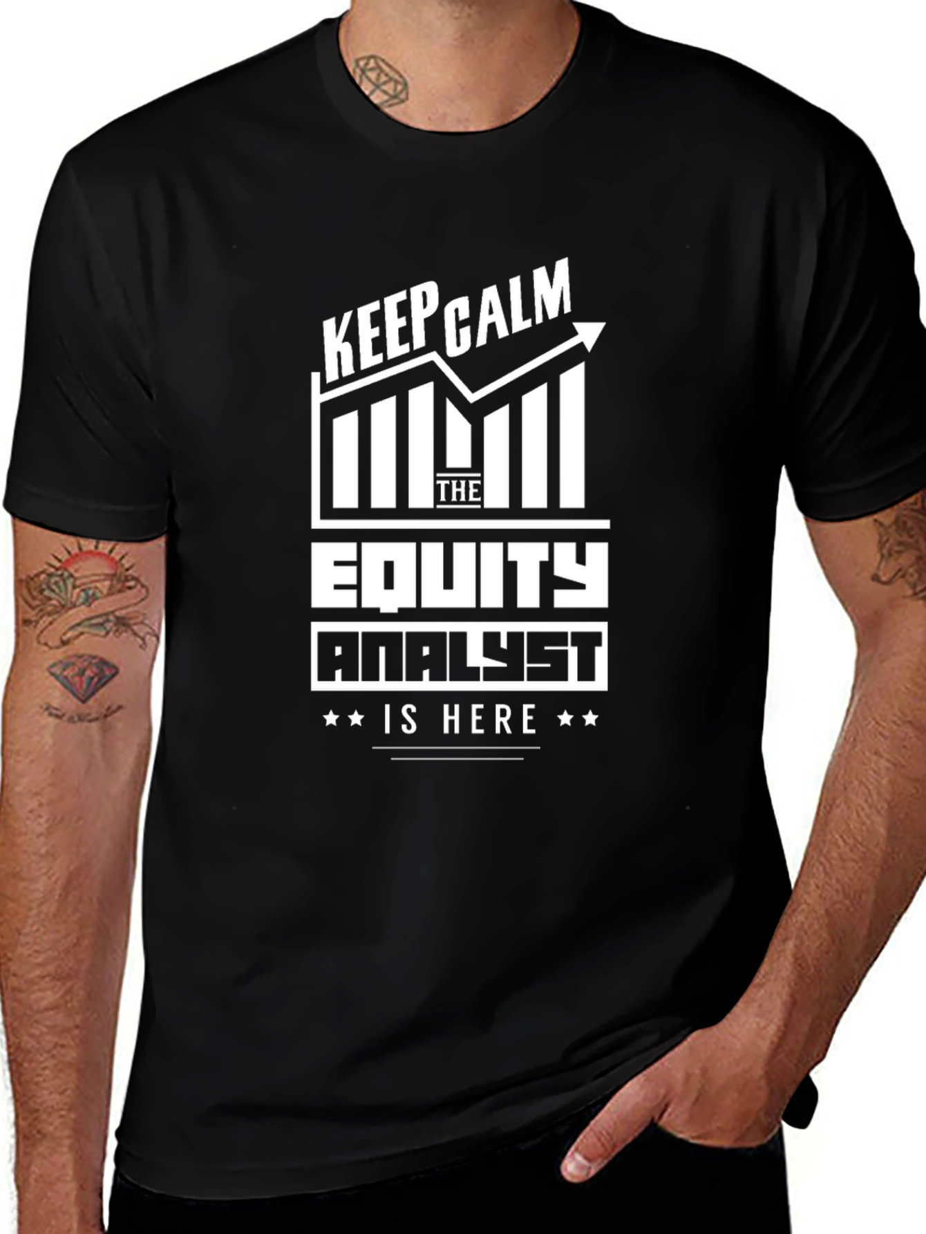Camiseta Negra Equity Analyst - Mantén la Calma