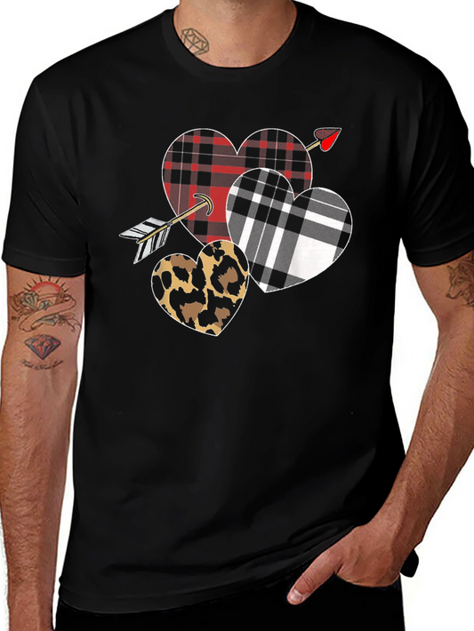 Camiseta Negra con Corazones y Flecha para San Valentín