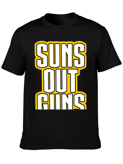 Camiseta Negra con Estampado Suns Out Guns