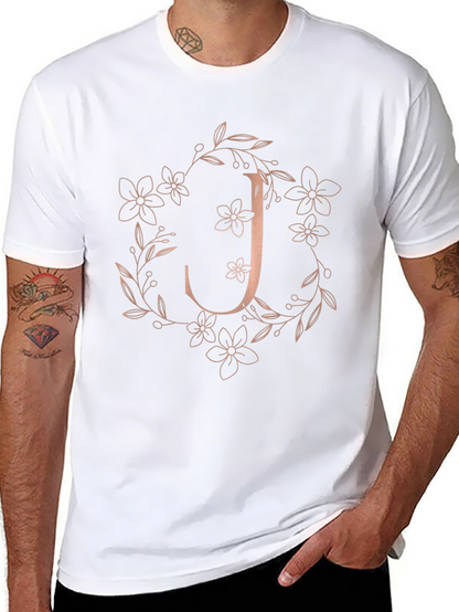 Camiseta Negra Floral con Inicial J Estilizada