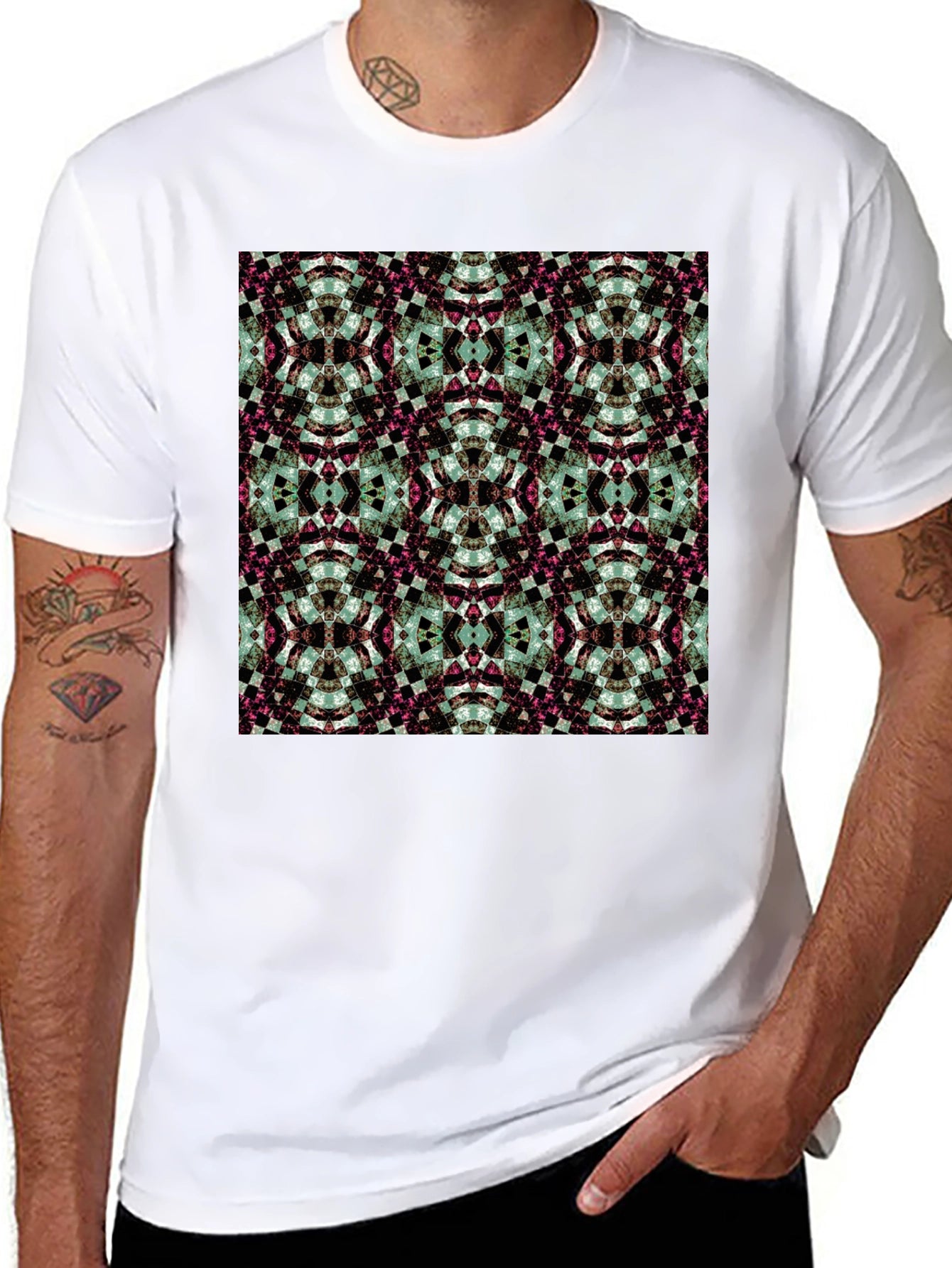 Camiseta Negra Estampado Geométrico Abstracto