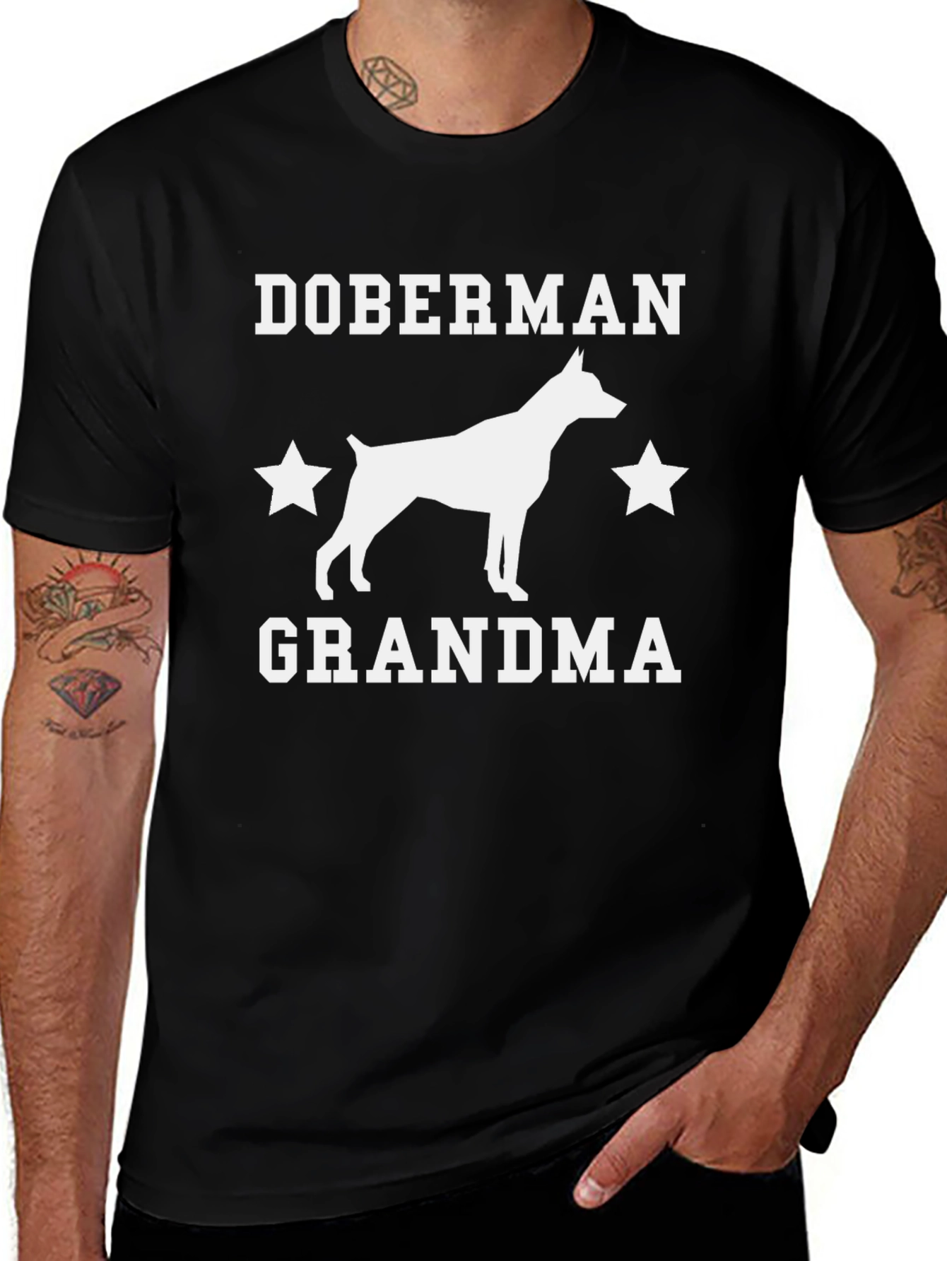 Camiseta Negra Doberman Abuela