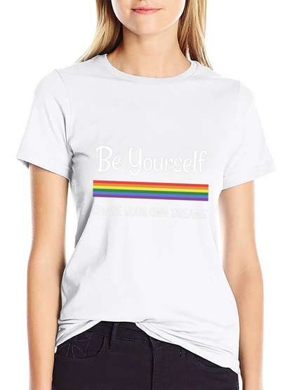 Camiseta Negra Sé Tú Mismo con Orgullo LGBTQ+