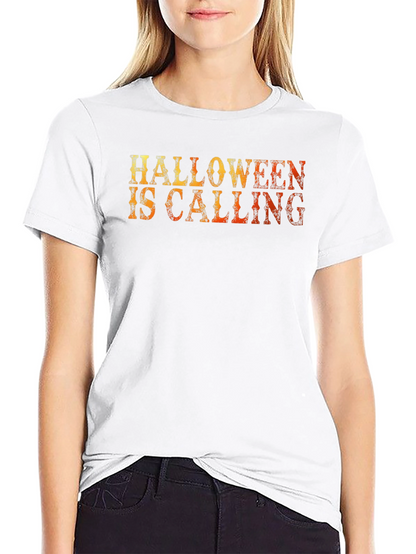 Camiseta Halloween is Calling - Diseño Festivo
