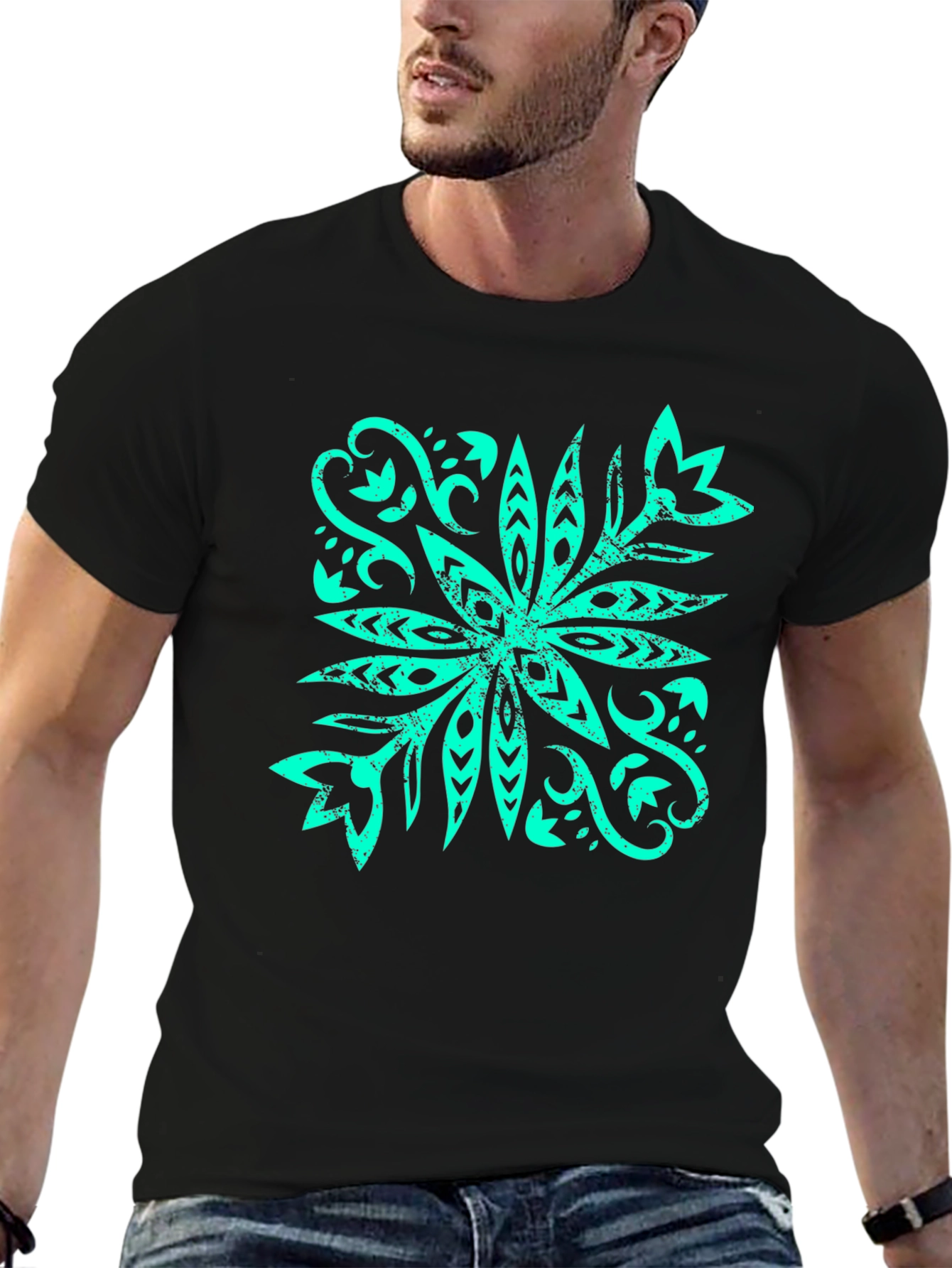 Camiseta Negra con Diseño Floral Turquesa