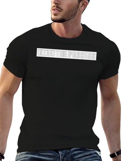 Camiseta Negra: Confía en el Proceso