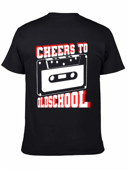 Camiseta Negra Cheers To Oldschool con Diseño Retro Cassette