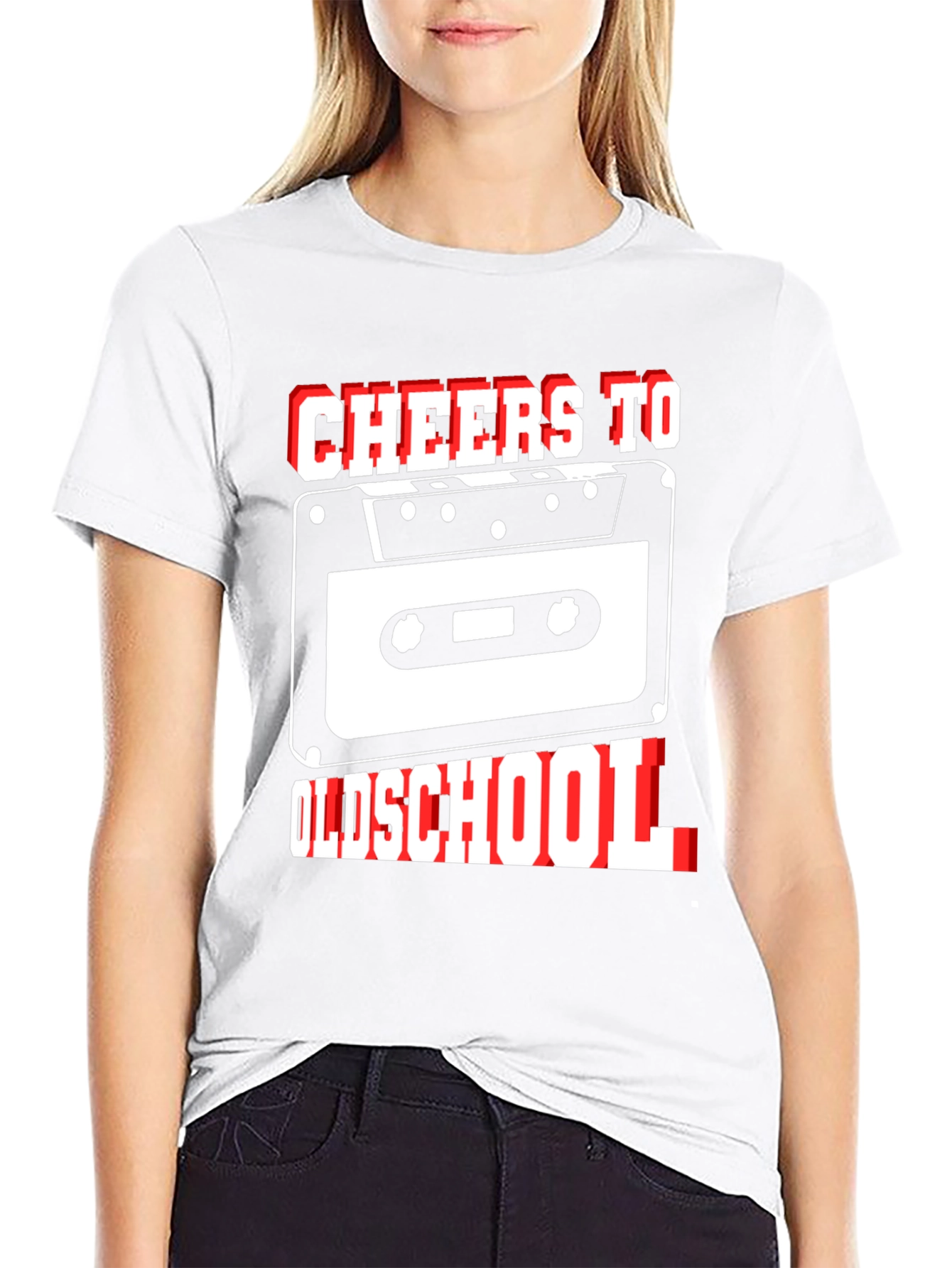 Camiseta Negra Cheers To Oldschool con Diseño Retro Cassette