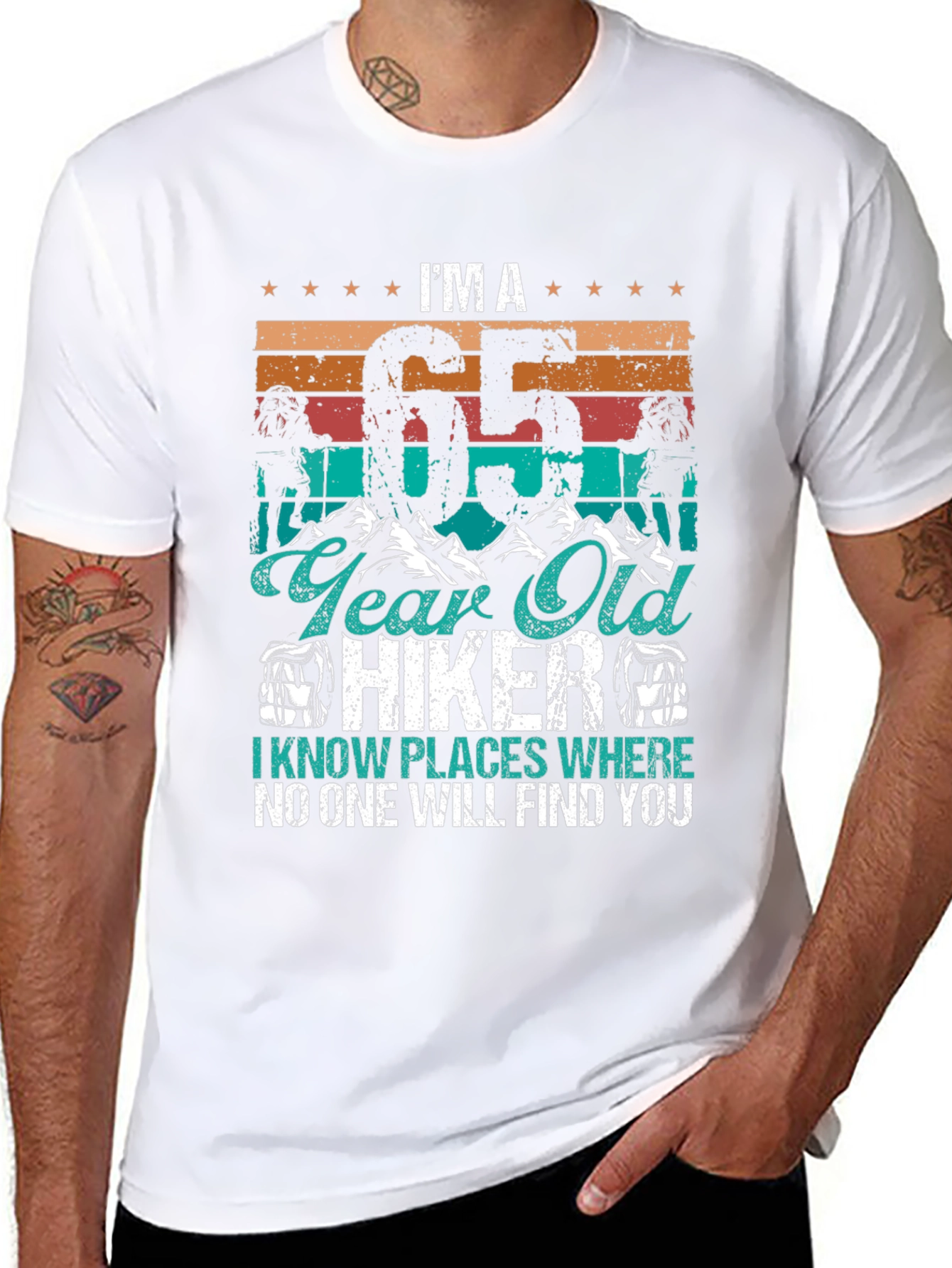 Camiseta Hiker 65 Años - Aventuras y Humor