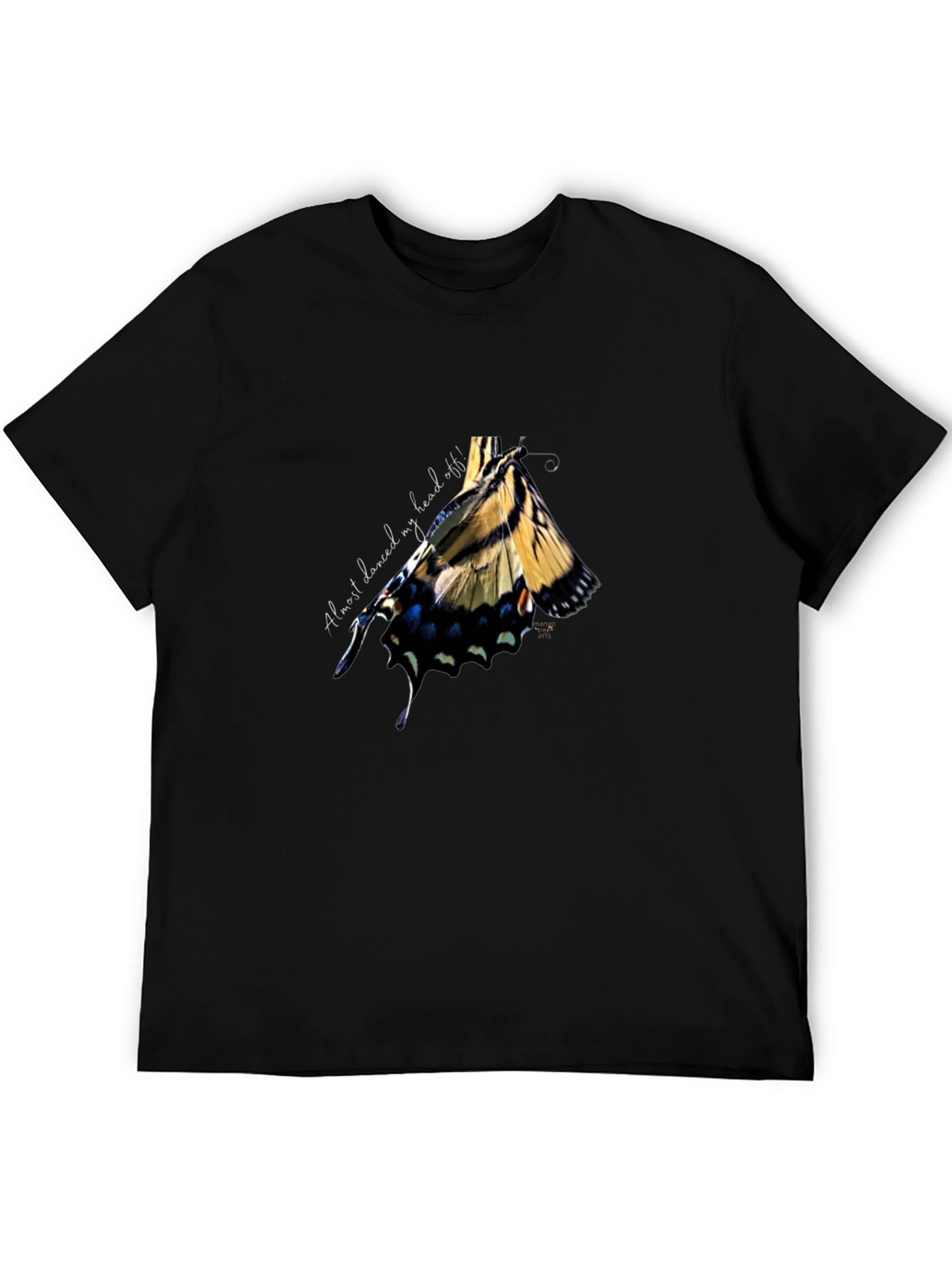 Camiseta Negra Estampado Mariposa Abstracta