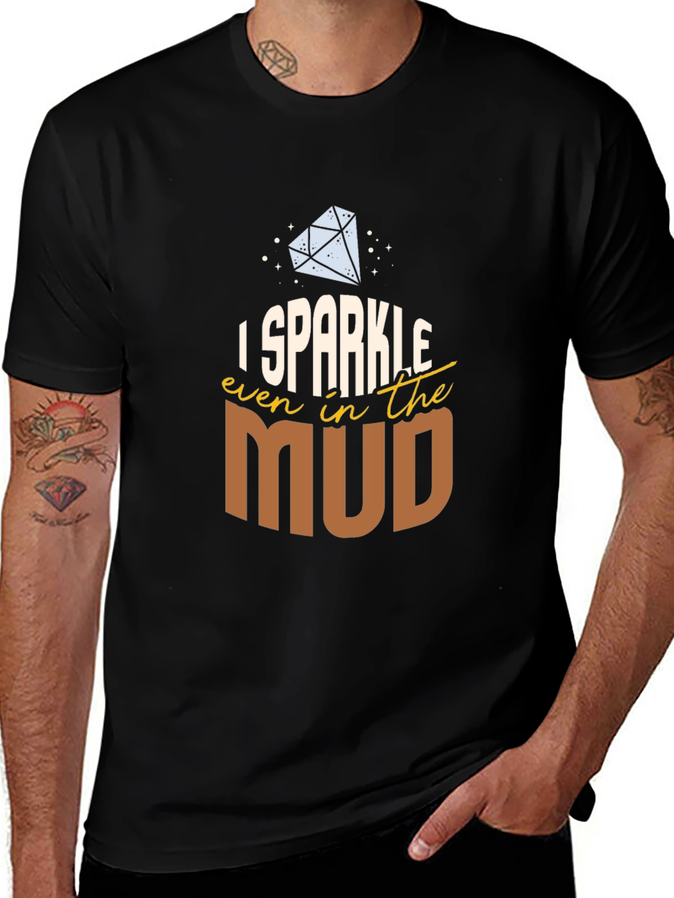 Camiseta Negra con Diseño Brillo en el Lodo