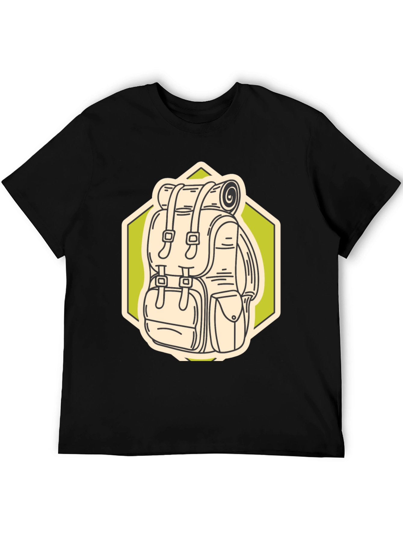 Camiseta Negra con Diseño de Mochila de Senderismo