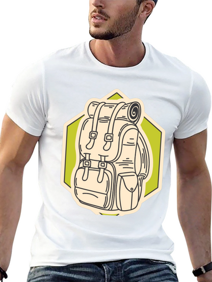 Camiseta Negra con Diseño de Mochila de Senderismo