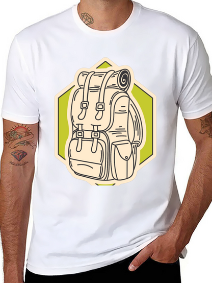 Camiseta Negra con Diseño de Mochila de Senderismo