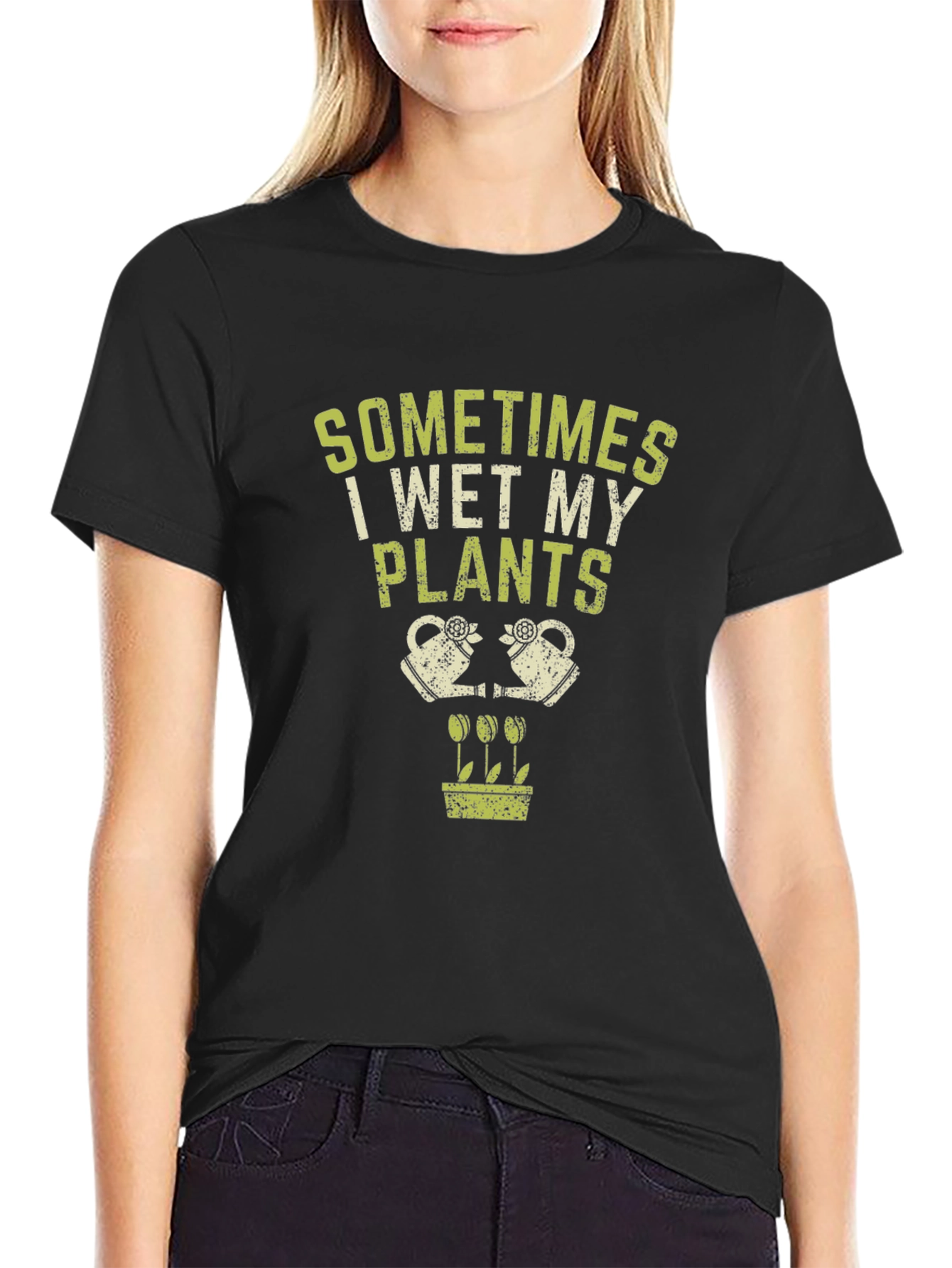 Camiseta Negra Sometimes I Wet My Plants