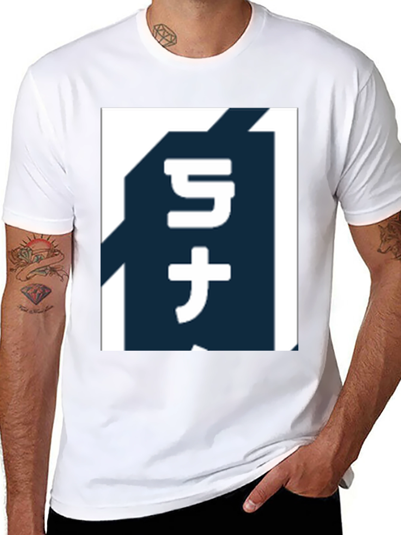 Camiseta Negra con Diseño Japonés Abstracto