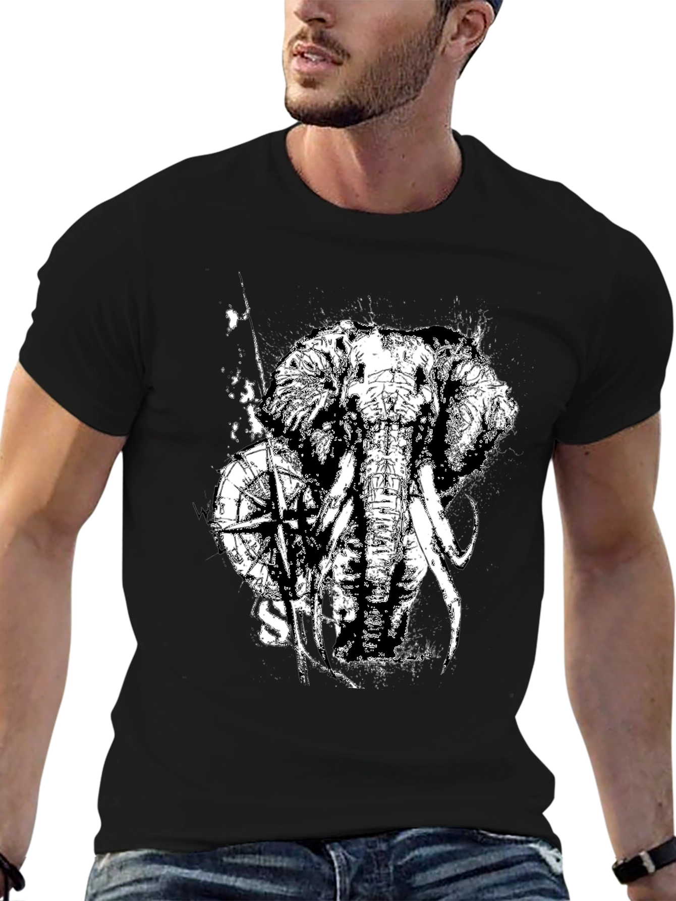 Camiseta Negra con Diseño de Elefante y Brújula