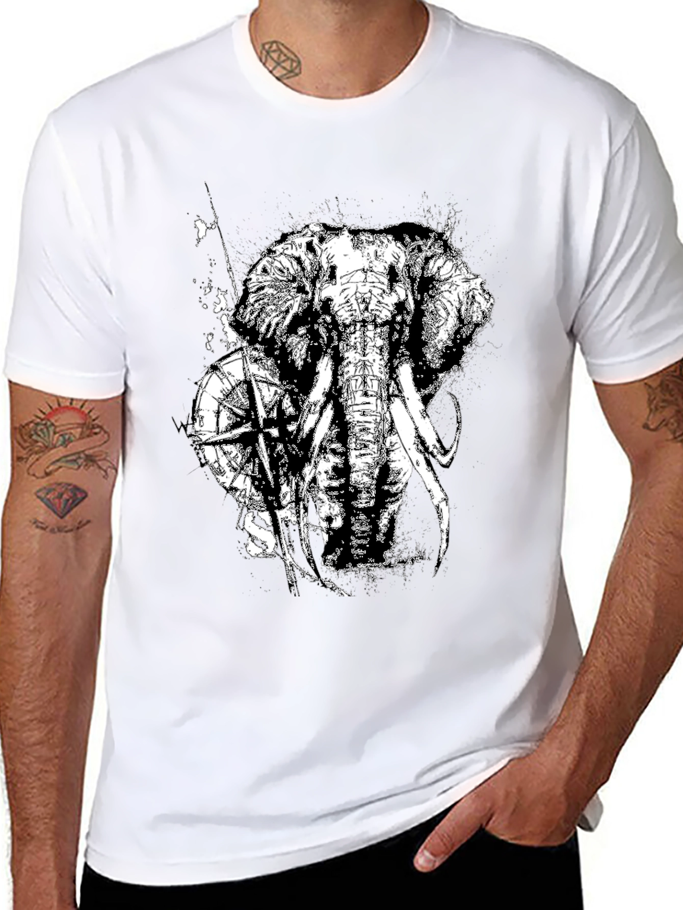 Camiseta Negra con Diseño de Elefante y Brújula