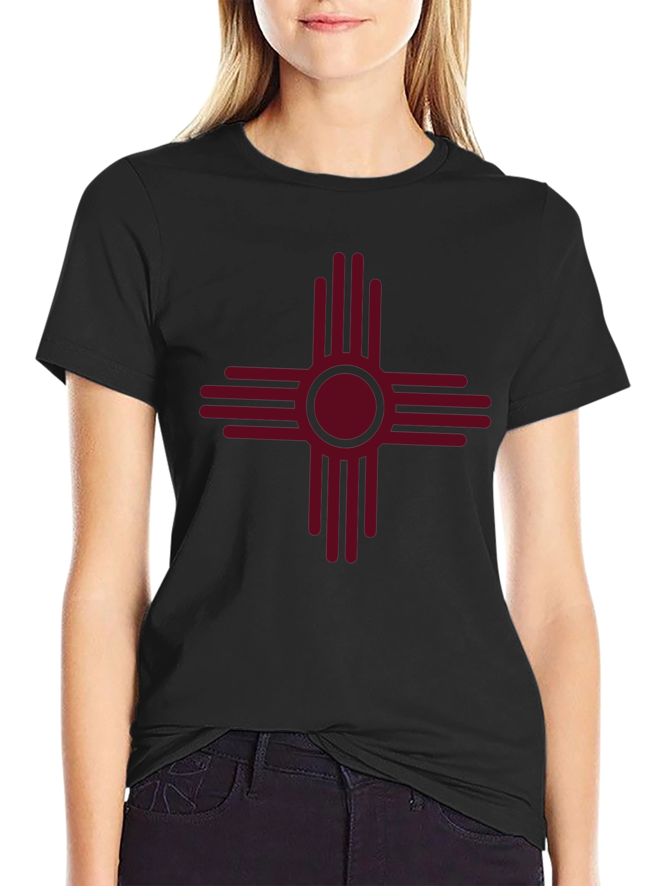 Camiseta Negra con Símbolo Sol de Zia