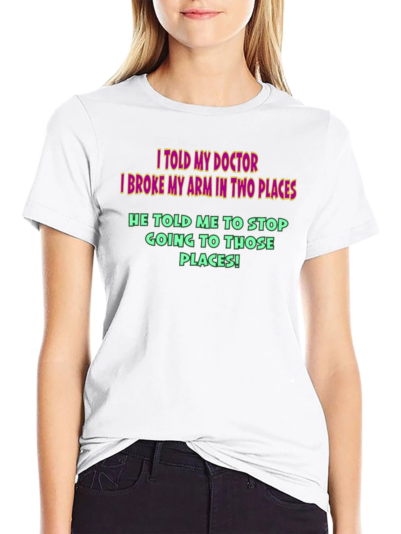 Camiseta Negra Humor Médico - ¡Brazo Roto!