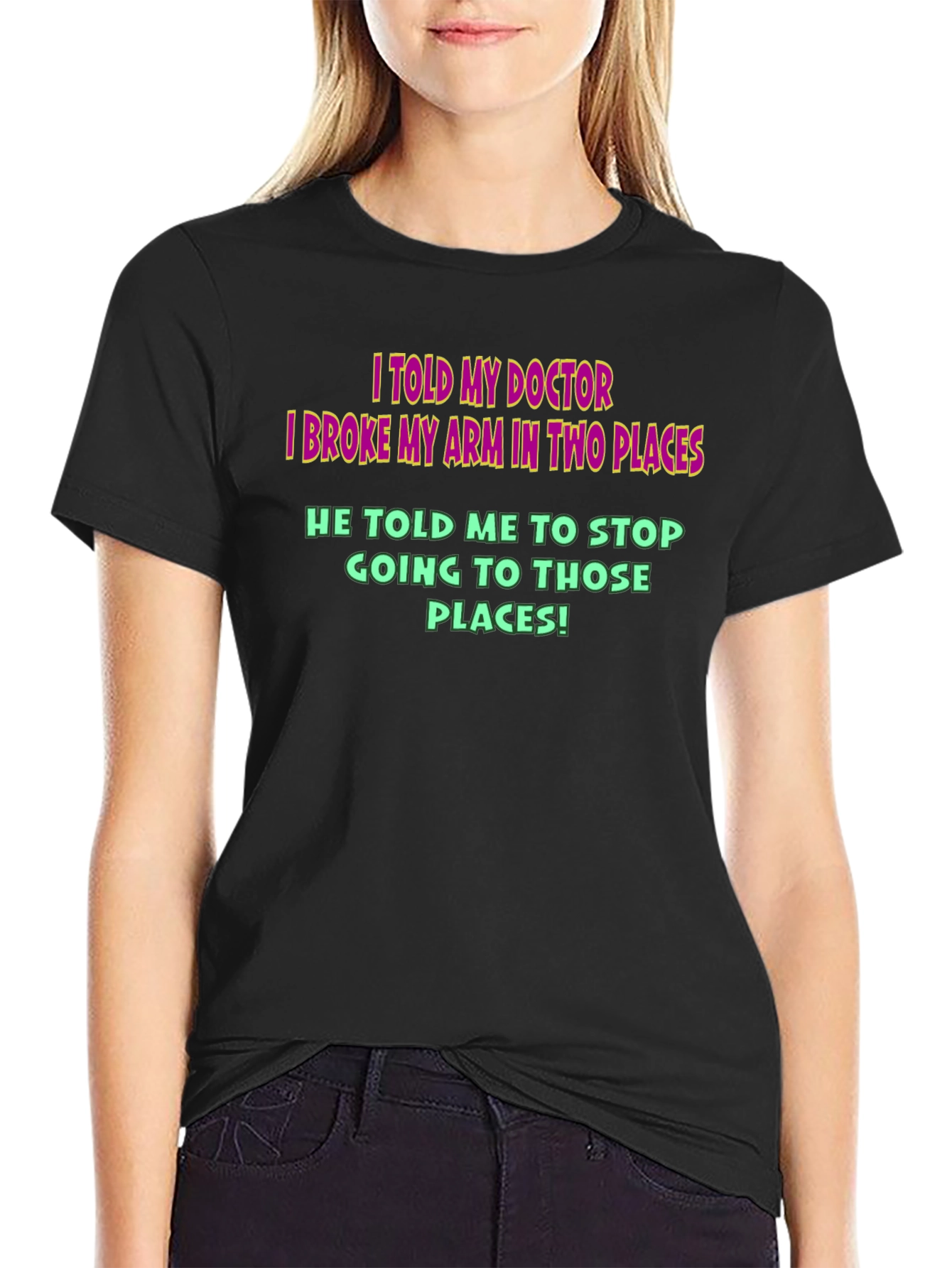 Camiseta Negra Humor Médico - ¡Brazo Roto!