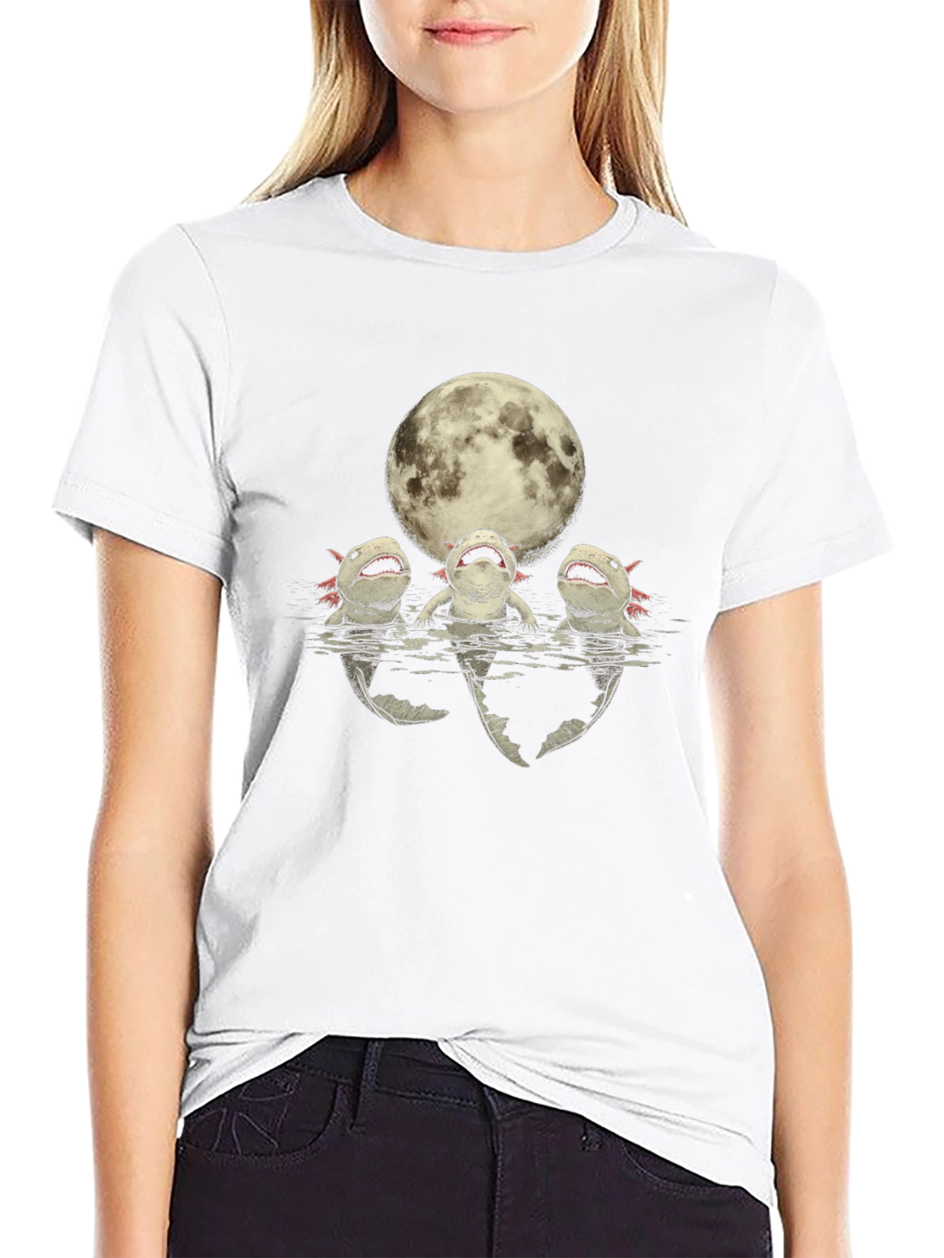 Camiseta Negra Axolotl Bajo la Luna