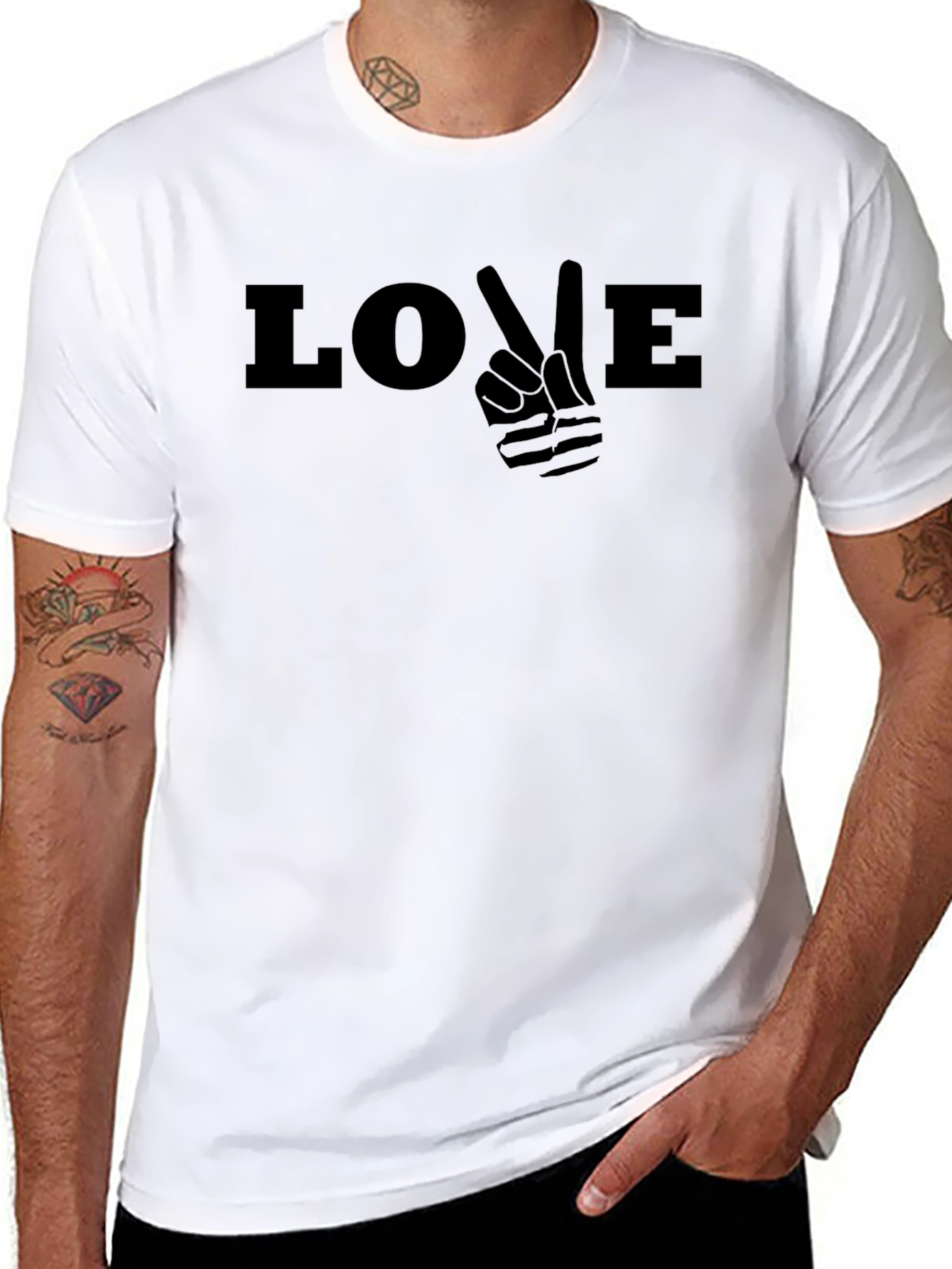 Camiseta Negra Love Peace Casual