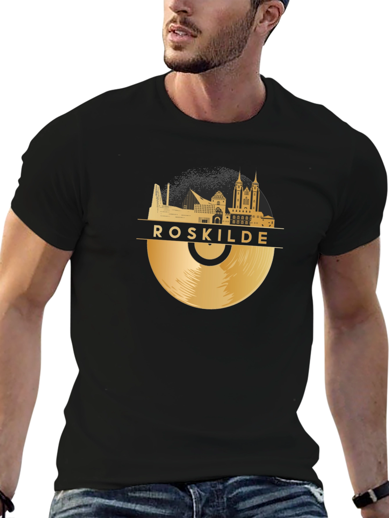 Camiseta Negra Roskilde Vinilo Dorado