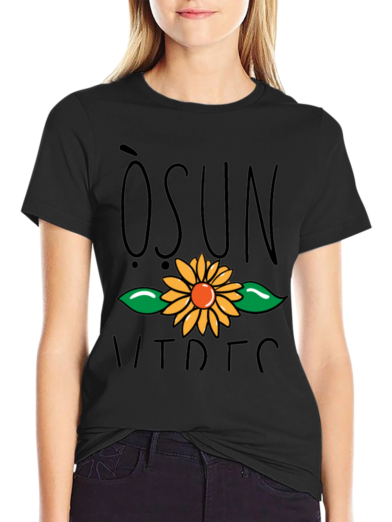 Camiseta Negra con Diseño Floral - Moda Casual