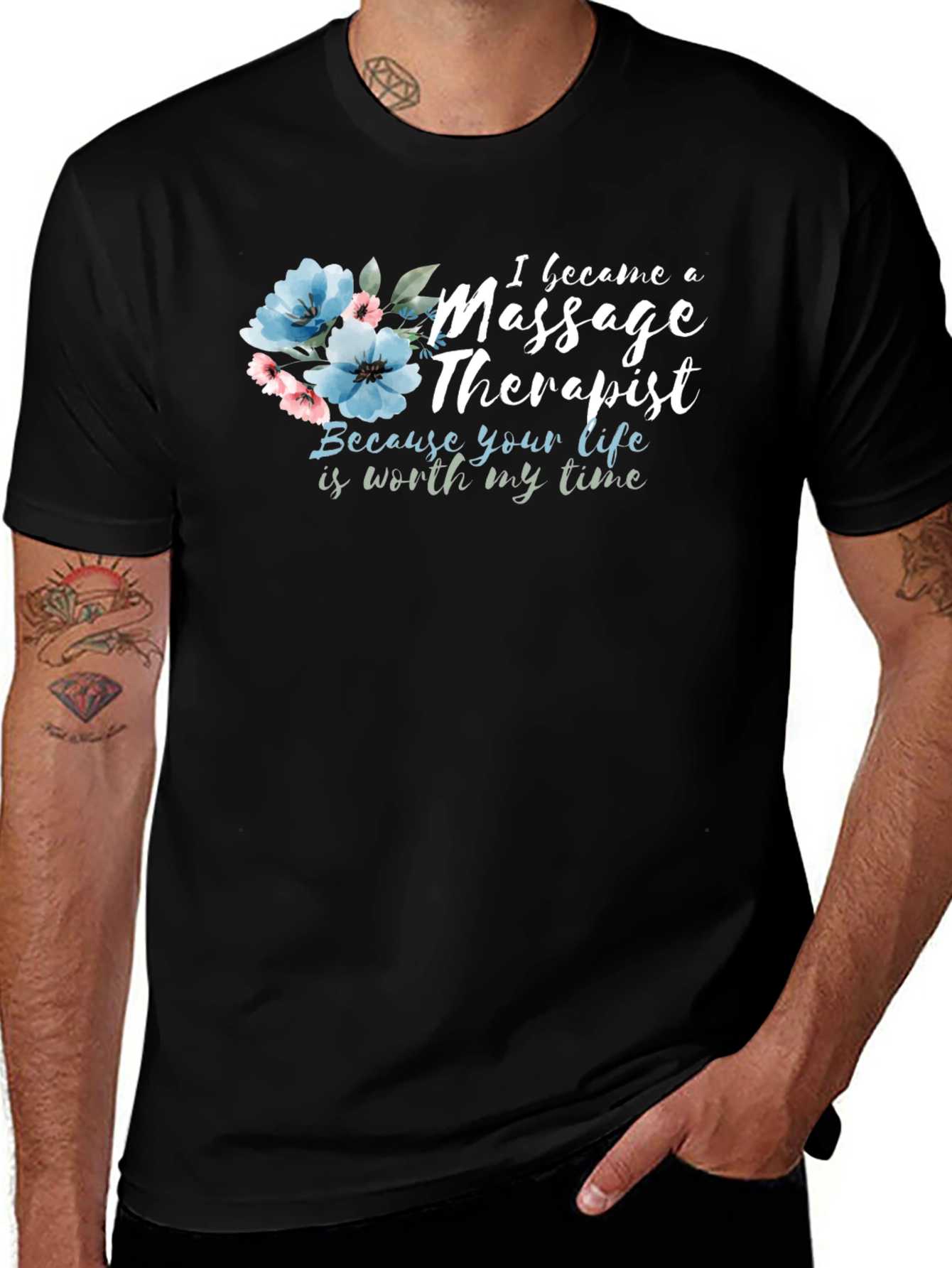 Camiseta Negra Masajista con Flores