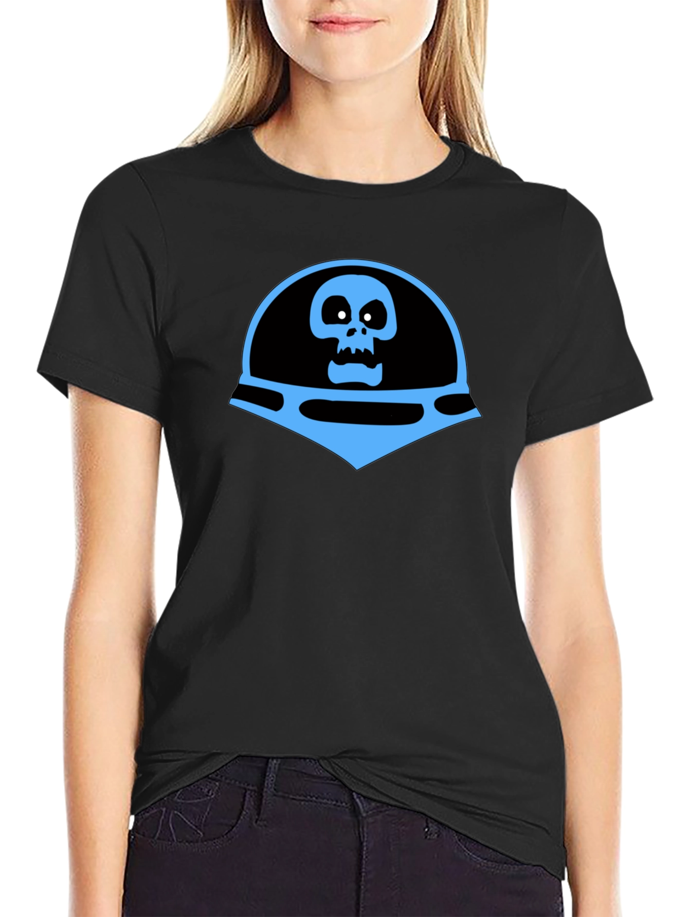 Camiseta Negra con Diseño de Calavera Azul Espacial
