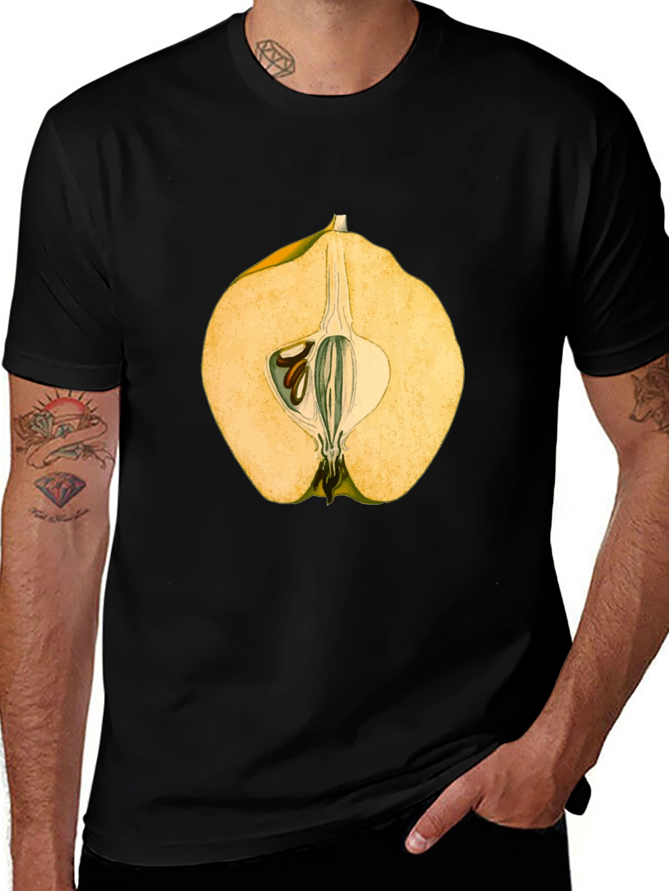 Camiseta Negra con Diseño de Fruta Exótica
