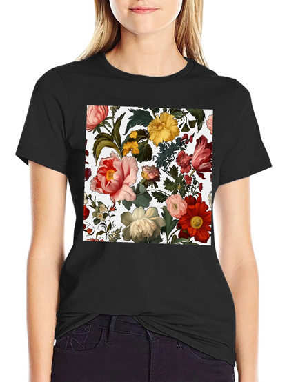 Camiseta Negra con Diseño Floral Clásico