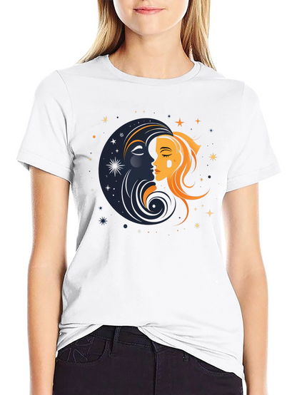 Camiseta Negra Unisex con Diseño de Sol y Luna