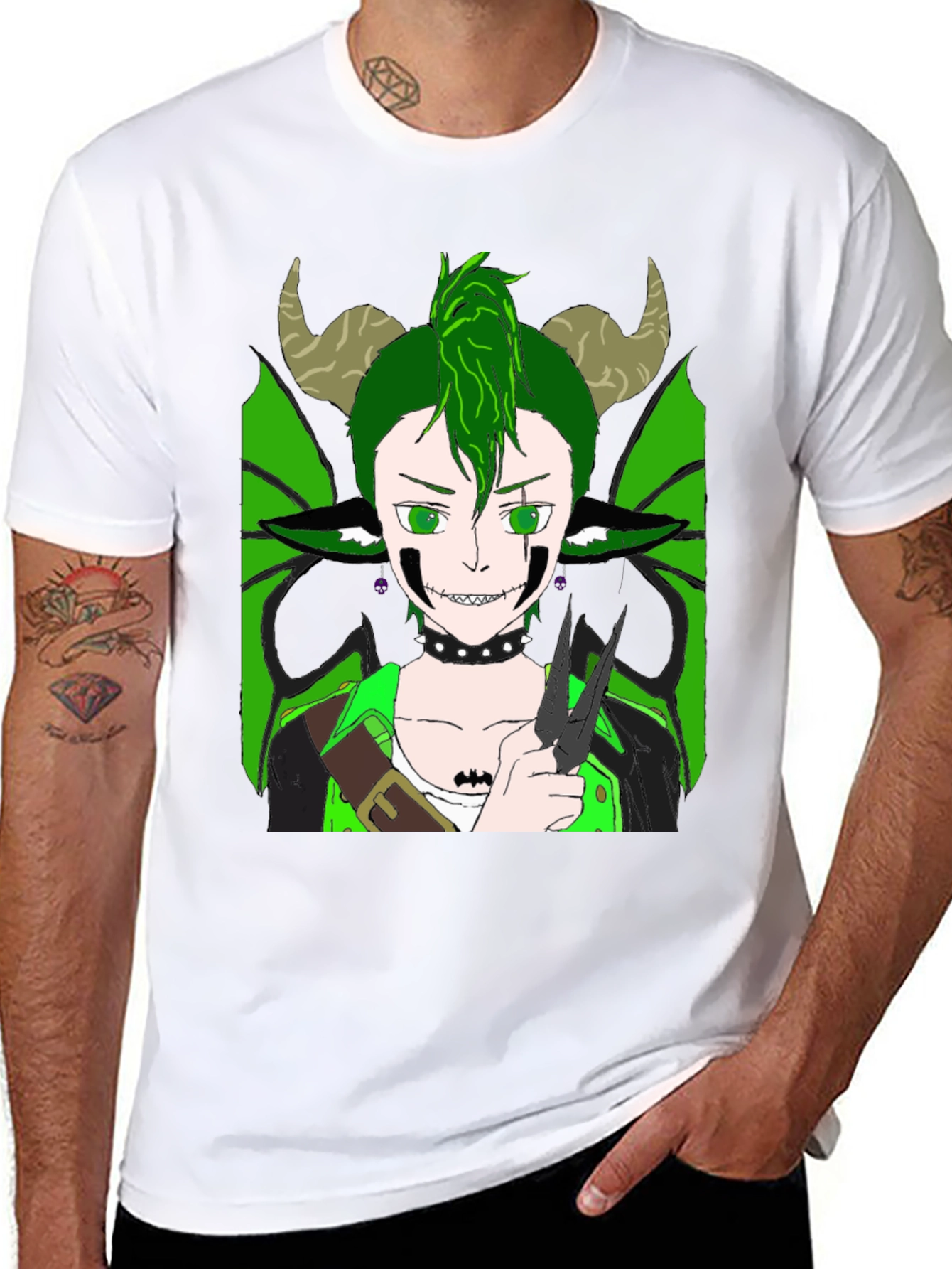 Camiseta Negra con Diseño de Criatura Fantástica